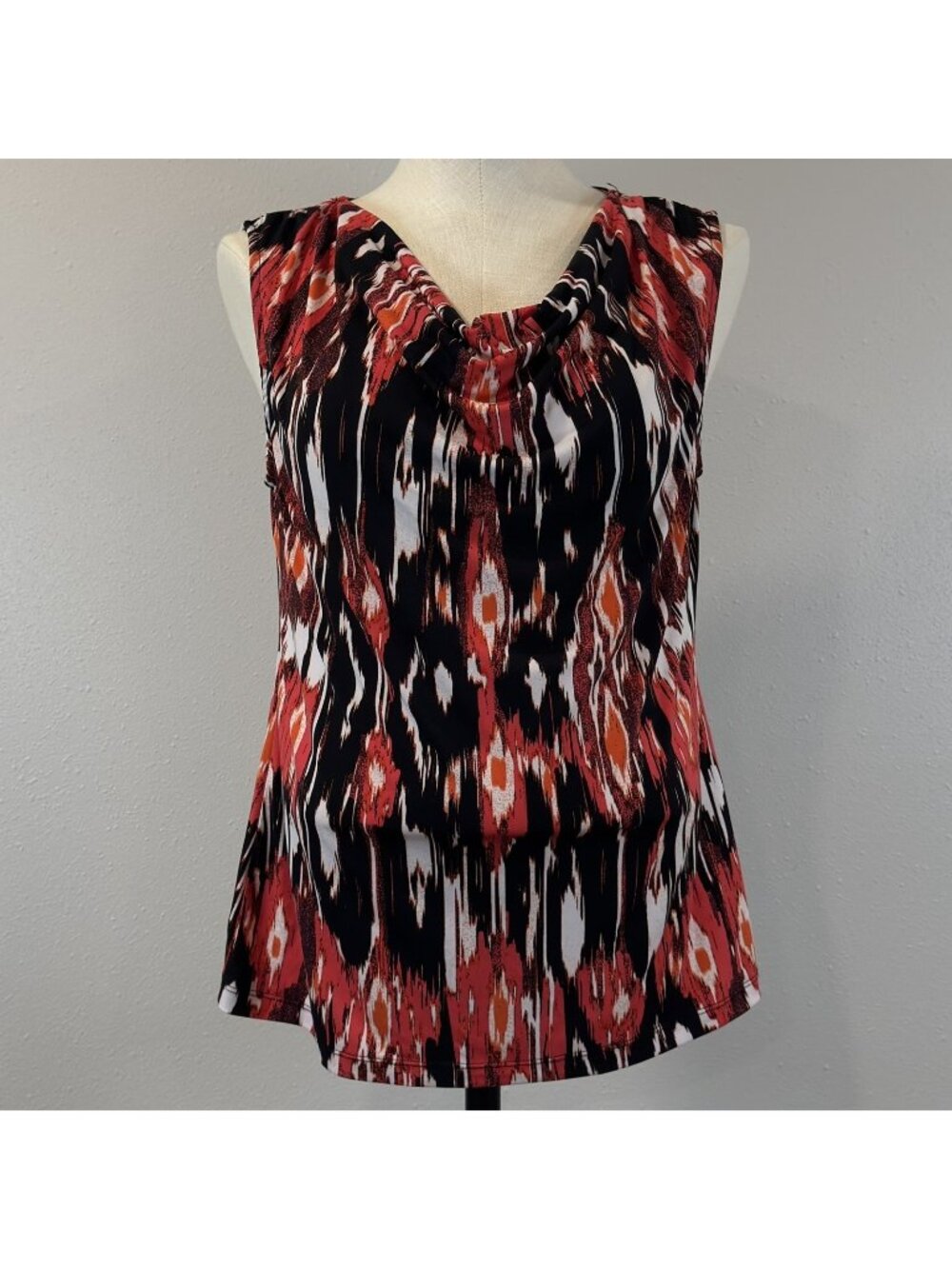 George Sleeveless Blouse Womens Sz M 8-10 Red Black Abstract Print Cowl Neck Top